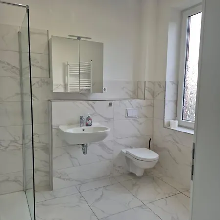 Tuacasa - Premium Gaestehaus Mit 5 Zimmern Guest house